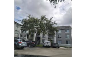 711 Sw 111th Wy 301-7, Pembroke Pines