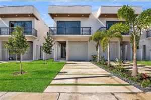 921 Ne 17th Ter B, Fort Lauderdale