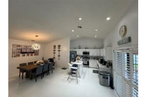 260 Nw 121st Ter, Coral Springs