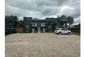 541 Sw 2 Court 5, Pompano Beach