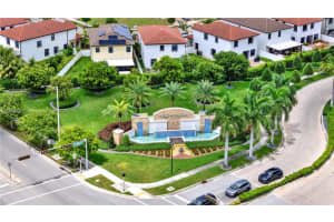 10480 W 33rd Ln, Hialeah