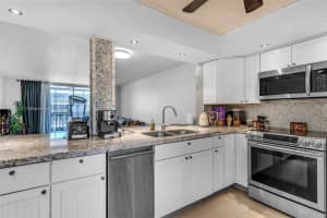 301 Ne 14th Ave 601, Hallandale Beach