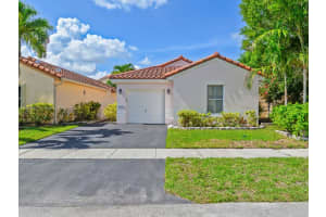 18424 Nw 21st St, Pembroke Pines