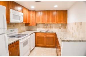 733 Se 1st Way 206, Deerfield Beach