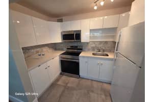 4732 Sw 33rd Ave 104, Dania Beach