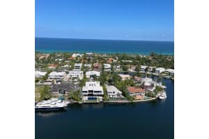 20201 E Country Club Dr 704, Aventura
