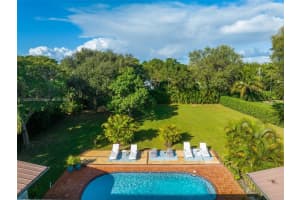 11420 Sw 80th Rd, Pinecrest