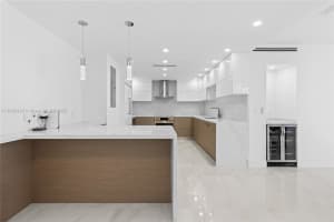 9801 Collins Ave 20g, Bal Harbour