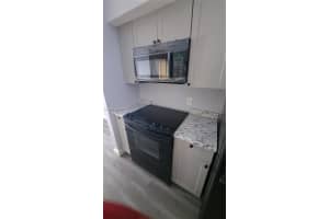 5672 Rock Island Rd 242, Tamarac