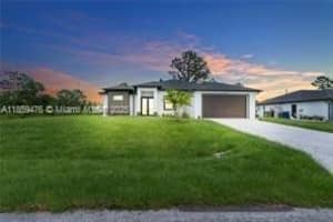1752 Pine Ave, Lehigh Acres