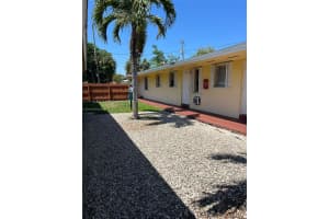 1915 Fletcher St W4, Hollywood