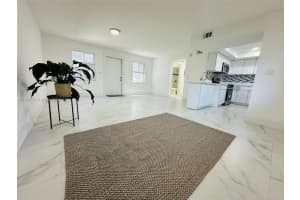 414 Se 14th St 4, Fort Lauderdale