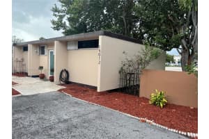 15012 Royal Palm Ave 15012, Miami Lakes