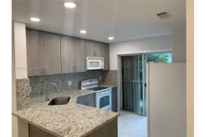 5725 Nw 109th Ave 29, Doral