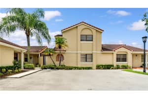 6460 Nw 170th Ter 6460, Hialeah