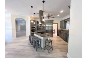 8160 Nw 47th Dr, Coral Springs