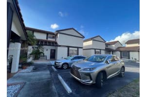 4910 Sw 149th Ct 11b, Miami
