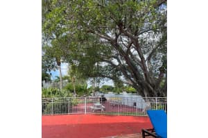 1265 Marseille Dr 31, Miami Beach