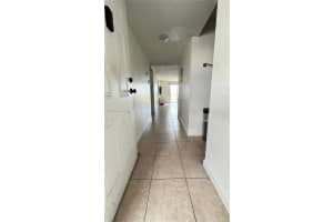 6060 W 21st Ct 604, Hialeah