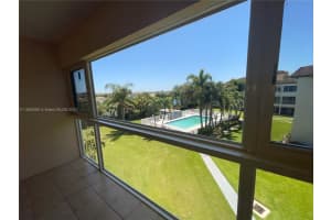 4200 Crystal Lake Dr 304, Deerfield Beach