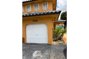7549 Nw 175th St 7549, Hialeah