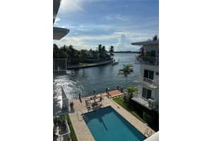 10250 W Bay Harbor Dr 4b, Bay Harbor Islands