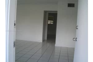 9760 Sw 184th St 15d, Cutler Bay