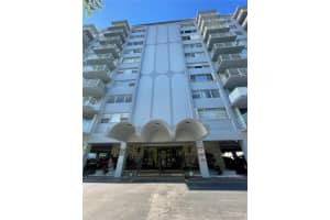 1470 Ne 125th Ter 205, North Miami