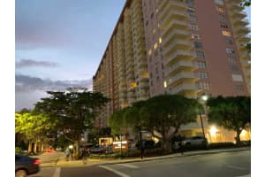 251 174th St 1904, Sunny Isles Beach
