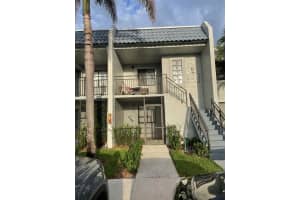 16521 Blatt Blvd 103, Weston