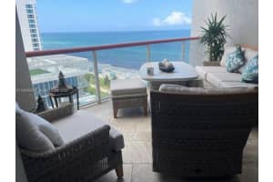 6767 Collins Ave 1107, Miami Beach 6767 Collins Ave 1107, Miami Beach