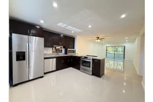 6095 N Sabal Palm Blvd 103, Tamarac