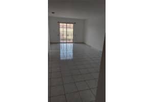 7011 W 29th Ave 210, Hialeah