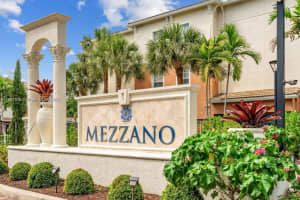 9833 Baywinds Dr 7203, West Palm Beach