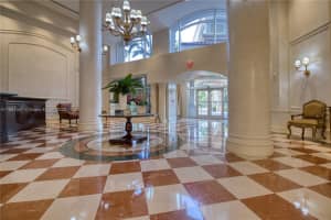 19900 E Country Club Dr Ts06, Aventura