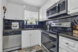 2651 E Sunrise Lakes Dr 104, Sunrise