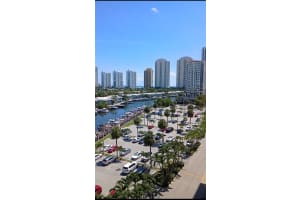 400 Ne Kings Point Dr 831, Sunny Isles Beach