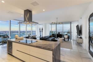 700 Ne 26th Ter 5201, Miami