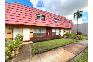 2562 Nw 52nd Ave B18, Lauderhill