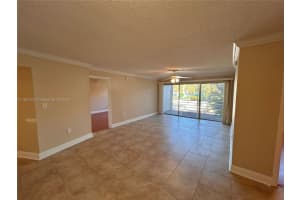 4255 N University Dr 214, Sunrise
