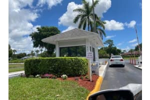 1102 Green Pine Blvd E2, West Palm Beach