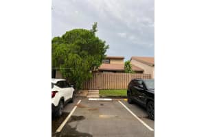 8102 Sw 20th Ct, Davie