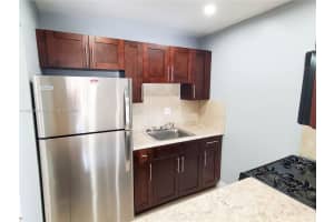 1255 W 53rd St 310, Hialeah