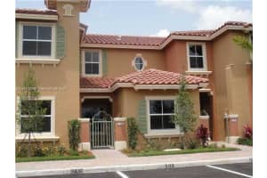 5803 Siena Ln, Hollywood