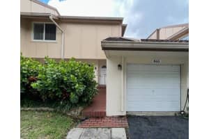 865 Nw 80th Ter 6, Plantation