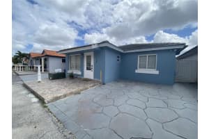 11564 Sw 7th St, Sweetwater