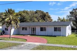 19701 Sw 87 Ave, Cutler Bay