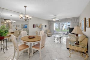 4706 Nw 36th St 402, Lauderdale Lakes