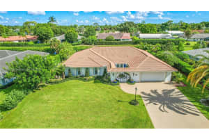 524 Muirfield Dr, Atlantis