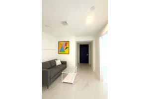 700 Ne 24 St 3701, Miami